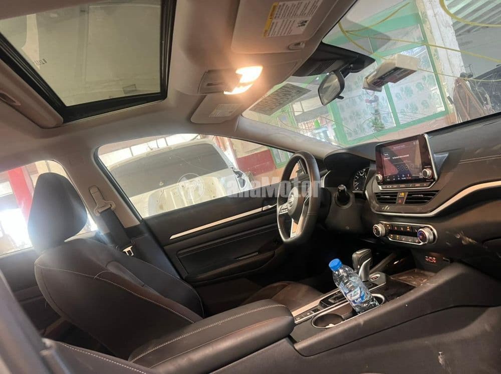 نيسان التيما 2.5 SV 2022 مستعملة