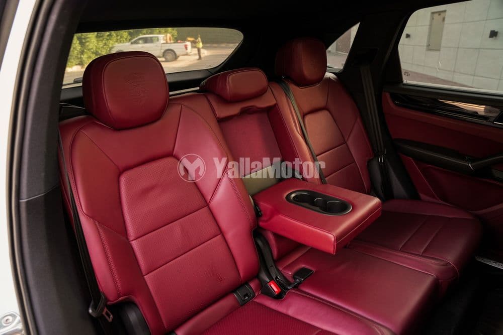 Used Porsche Cayenne Base 2023