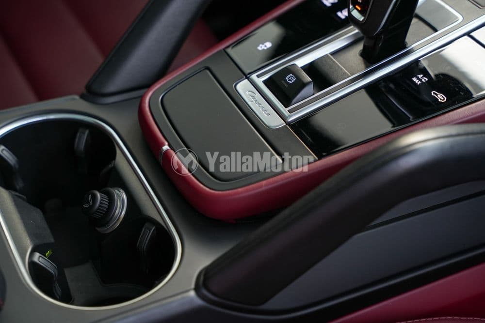 Used Porsche Cayenne Base 2023