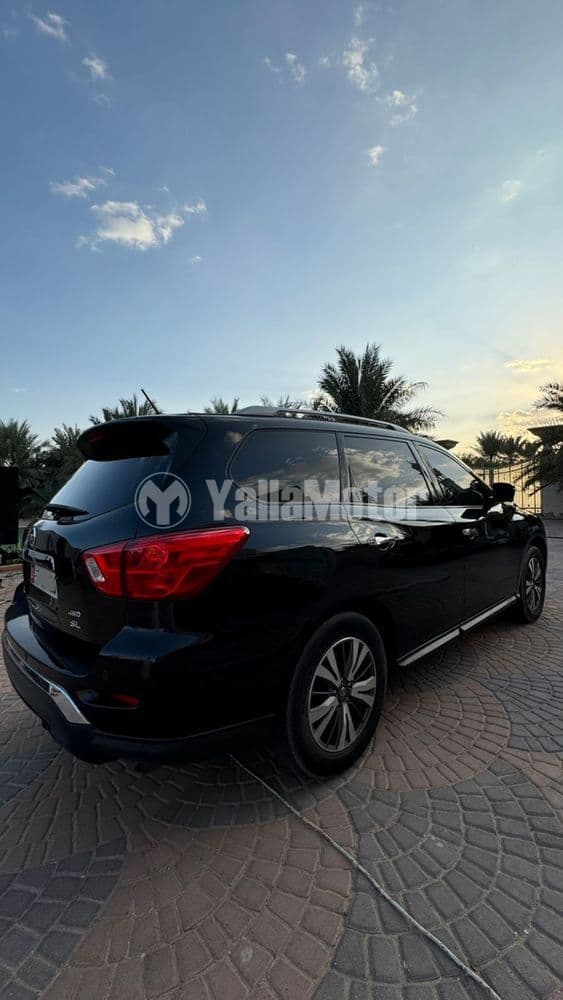 نيسان باثفايندر 3.5L SL 4WD 2017 مستعملة