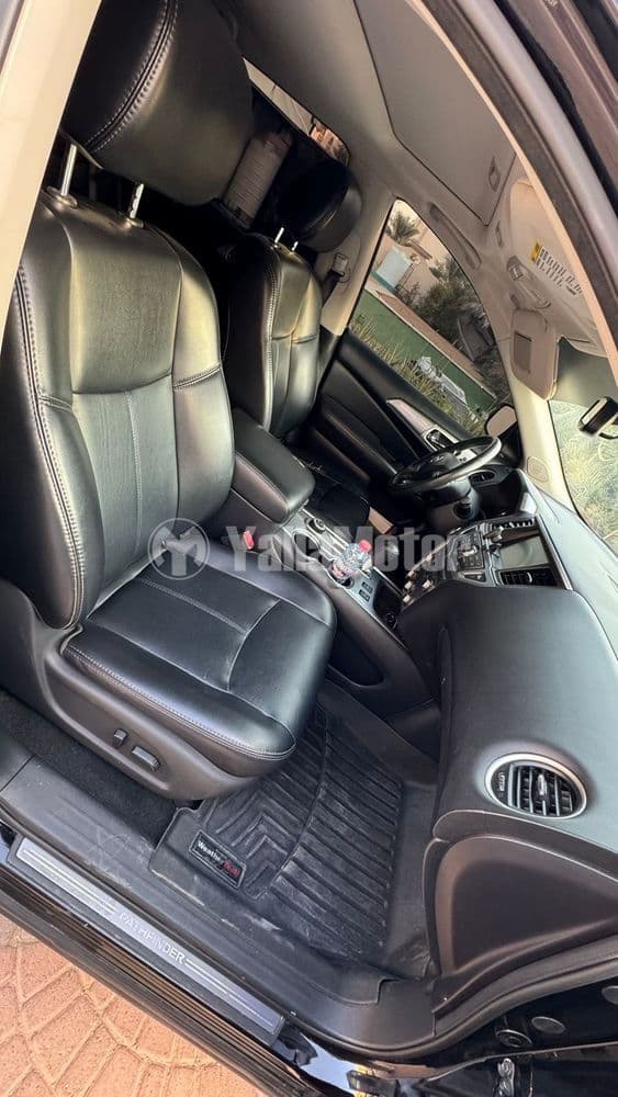 نيسان باثفايندر 3.5L SL 4WD 2017 مستعملة