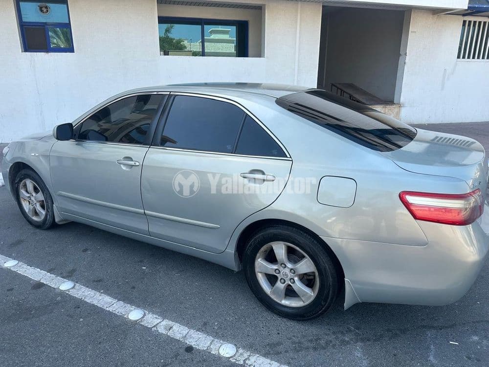 Used Toyota Camry 2.5L SE 2008