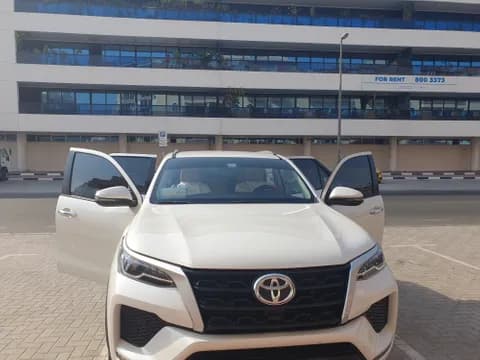 مستعملة تويوتا فورتشنر 2.7L EXR 2023