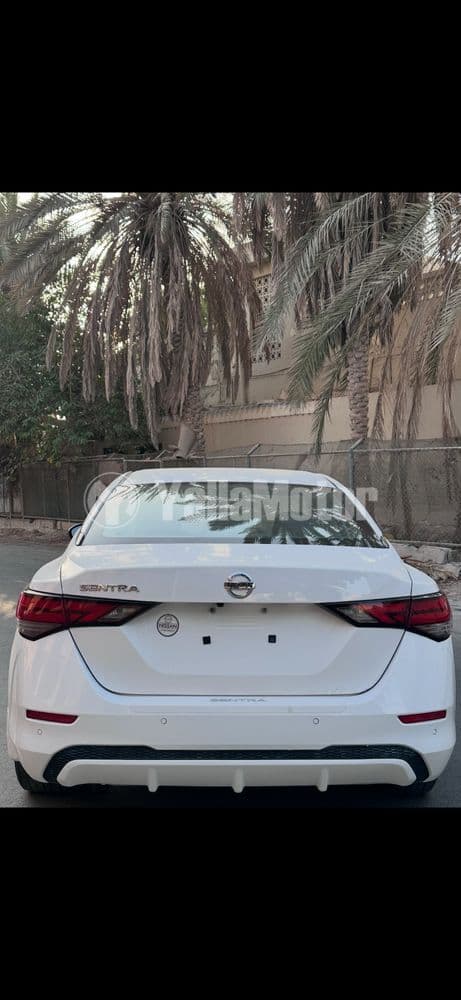 مستعملة نيسان سنترا 1.8L S 2021