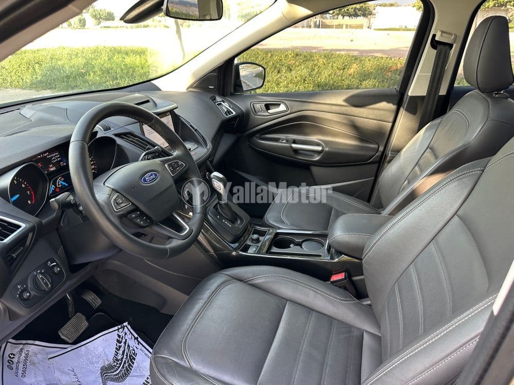 فورد إسكيب 2.5L تاتينيوم 2019 مستعملة