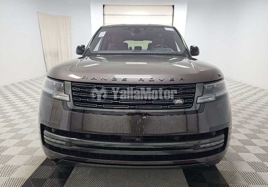 لاند روفر رنج روفر 5.0L V8 Vogue SE 525 PS 2023 مستعملة