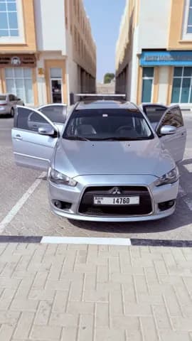 ميتسوبيشي لانسر إي اكس 2.0L GLS 2015 مستعملة