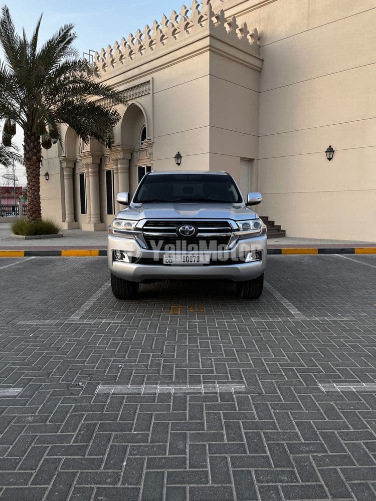 Used Toyota Land Cruiser 4.0L GXR 2013