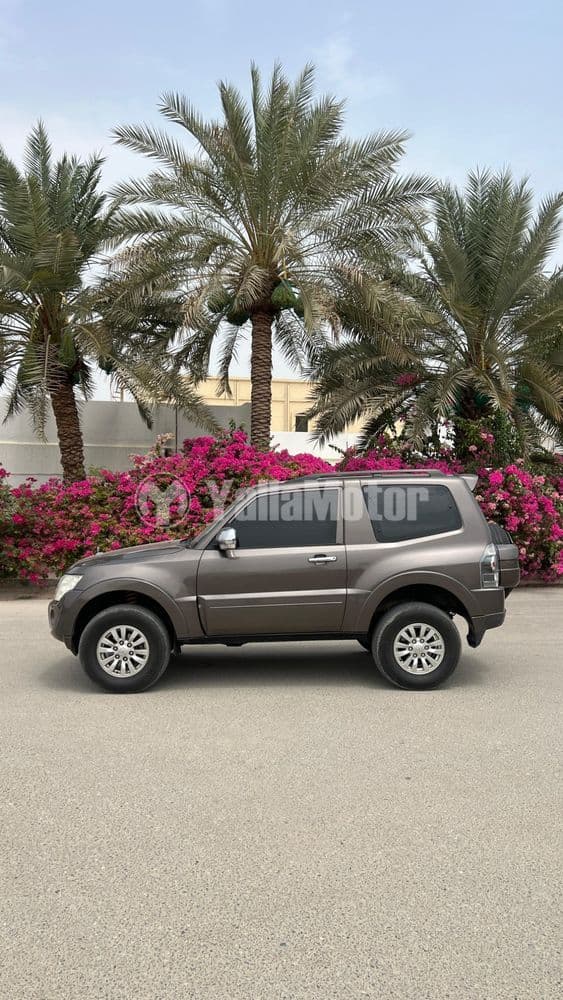 Used Mitsubishi Pajero 3.5L 3 Door Mid 2014