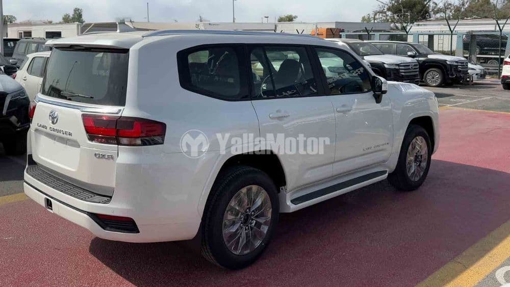 New Toyota Land Cruiser 4.0 GXR 2025