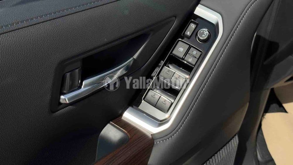 New Toyota Land Cruiser 4.0 GXR 2025