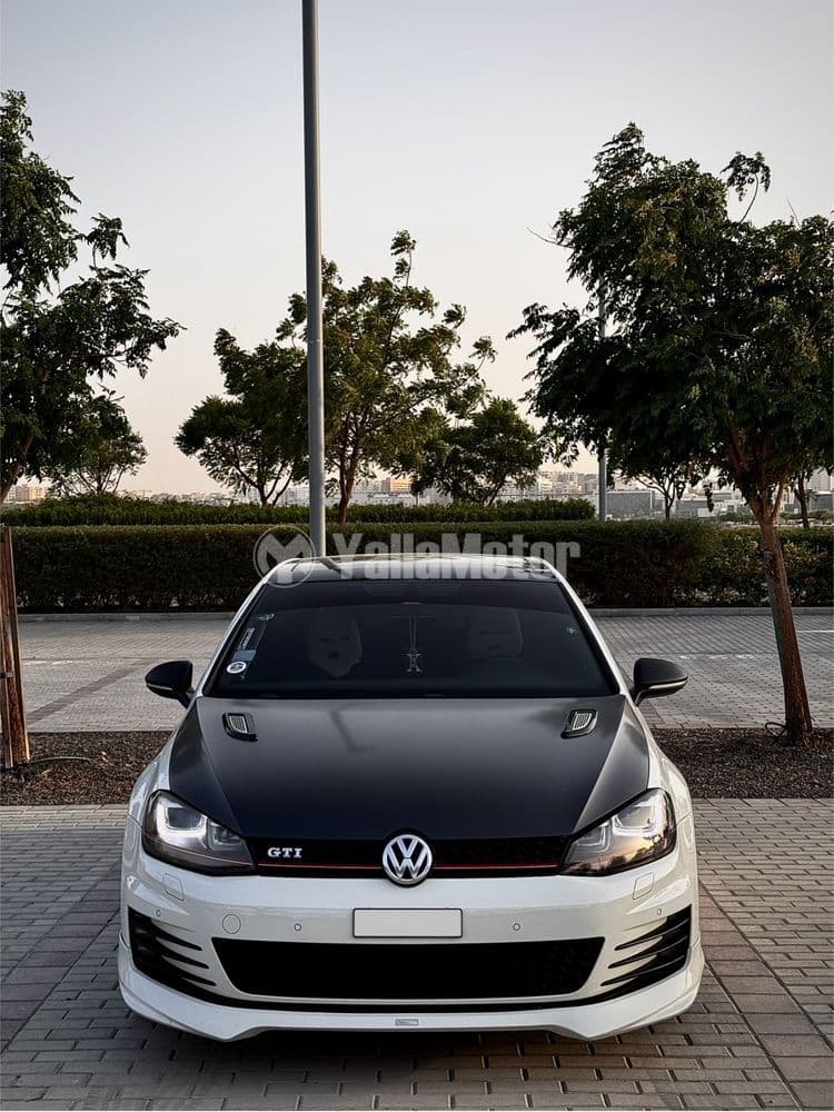 Used Volkswagen Golf GTI 2.0T P2 Full option 2017