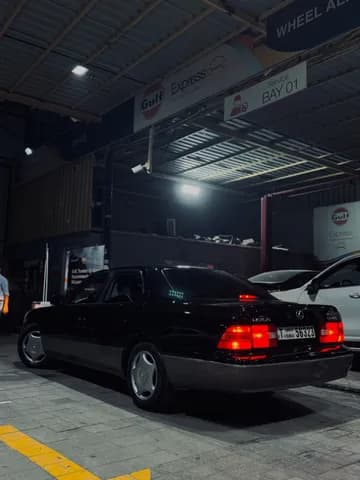 Used Lexus LS 400 1999