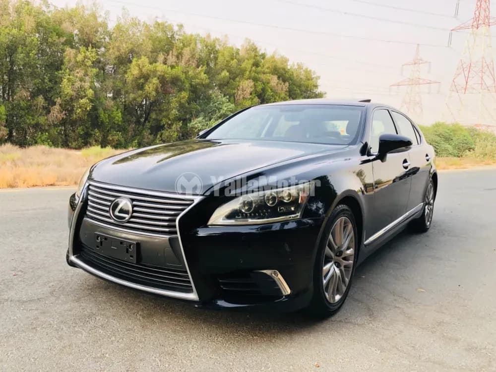 مستعملة لكزس أل أس 460 ل 4 door 4.6L LWB 2014