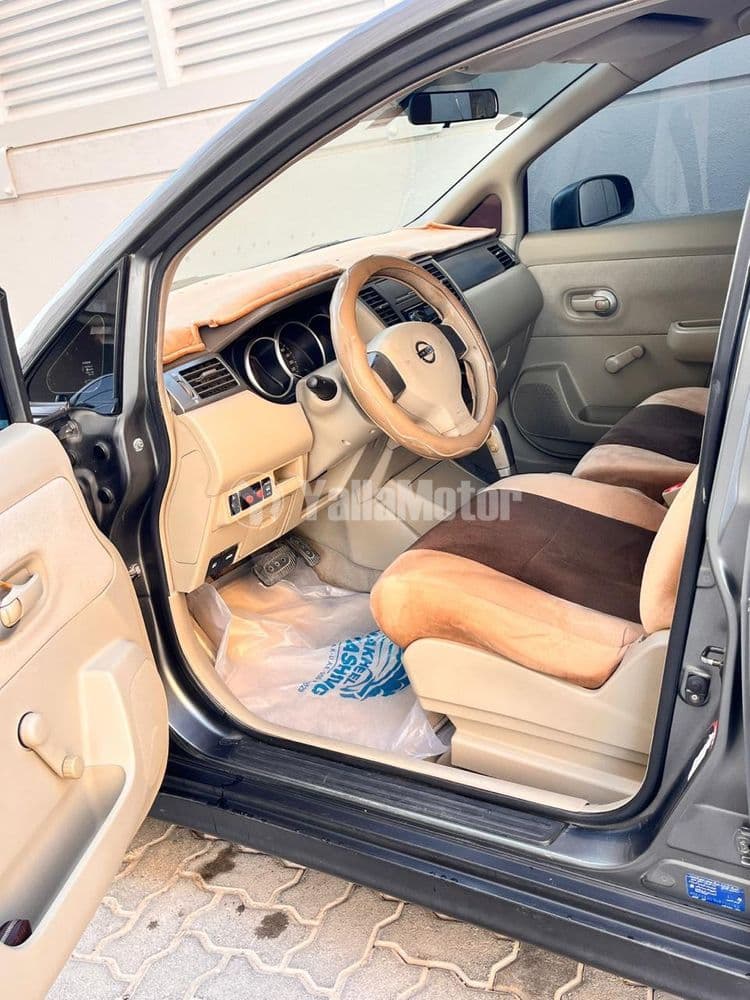 مستعملة نيسان تييدا Hatchback 2006