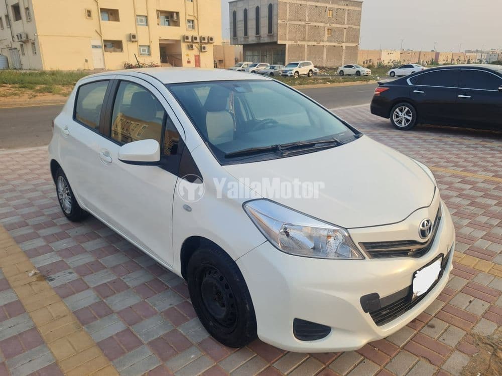 تويوتا يارس 1.5L SE+ Hatchback 2012 مستعملة
