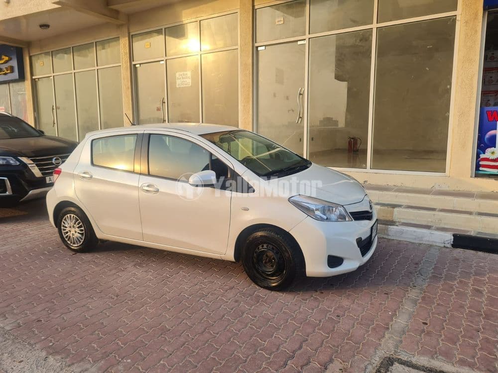 تويوتا يارس 1.5L SE+ Hatchback 2012 مستعملة