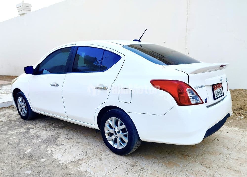 Used Nissan Versa 2017