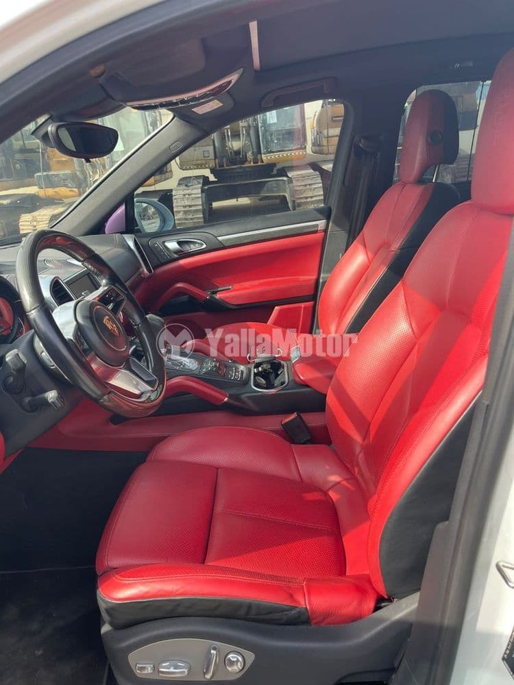 Used Porsche Cayenne S 2015