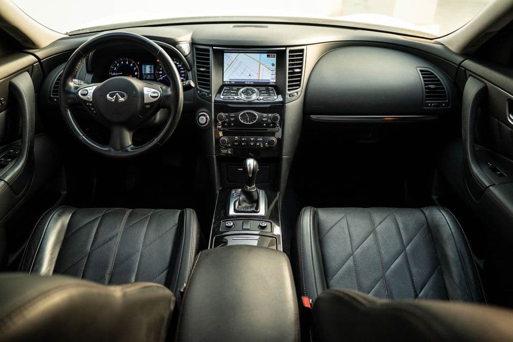 Used Infiniti QX70 3.7L Luxury 2019