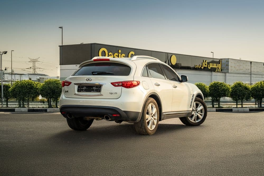 Used Infiniti QX70 3.7L Luxury 2019