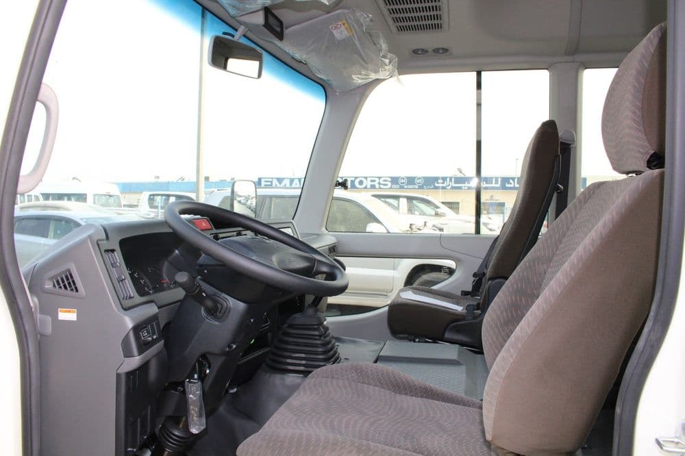 تويوتا كوستر 2.7L 23-Seater 2025 الجديد