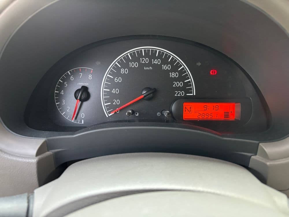 مستعملة نيسان صني 1.5 Mid 2023