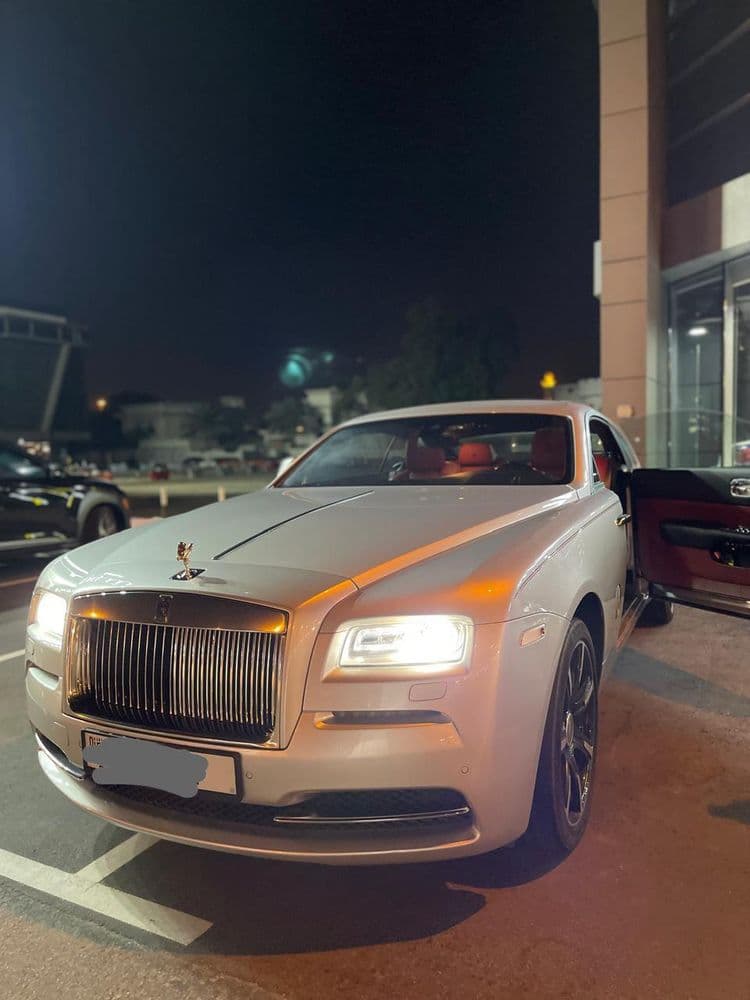 Used Rolls Royce Wraith 6.6L Black Badge (632 HP) 2016