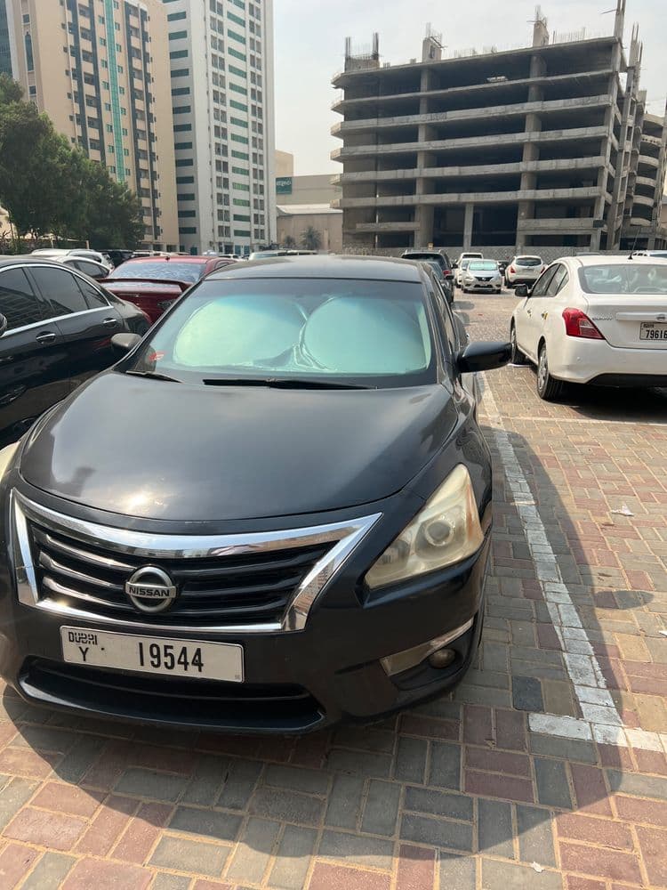 مستعملة نيسان التيما 2.5 SV 2014