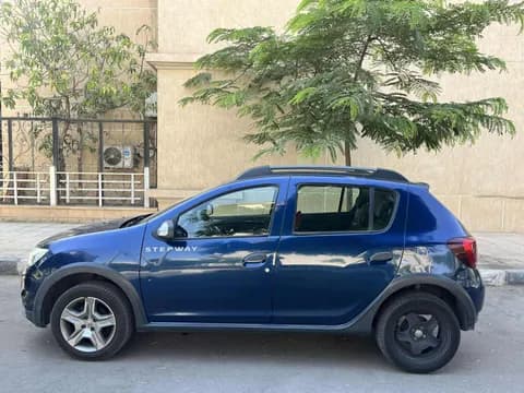 Used Renault Sandero Stepway Basic 2018 Used Renault Sandero Stepway Basic 2018 used_cars.forSale