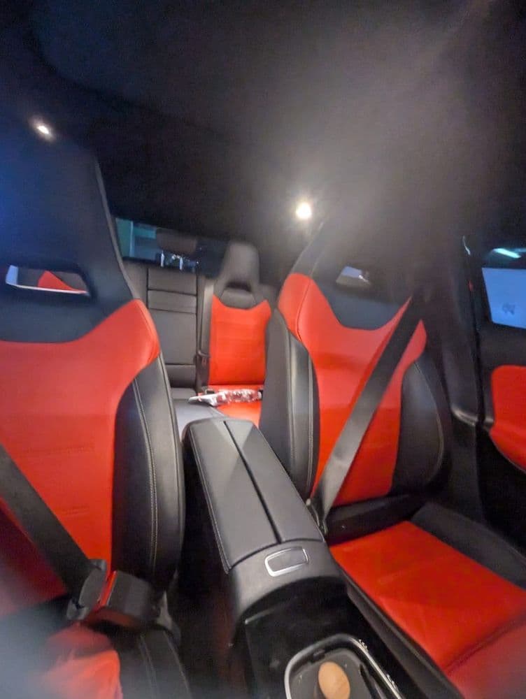 مرسيدس بنز الفئة أي A 200 2025 مستعملة