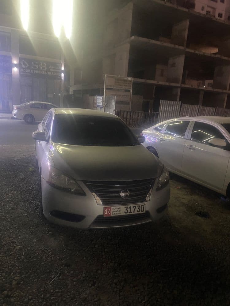 نيسان سنترا 1.8L Sedan 2015 مستعملة