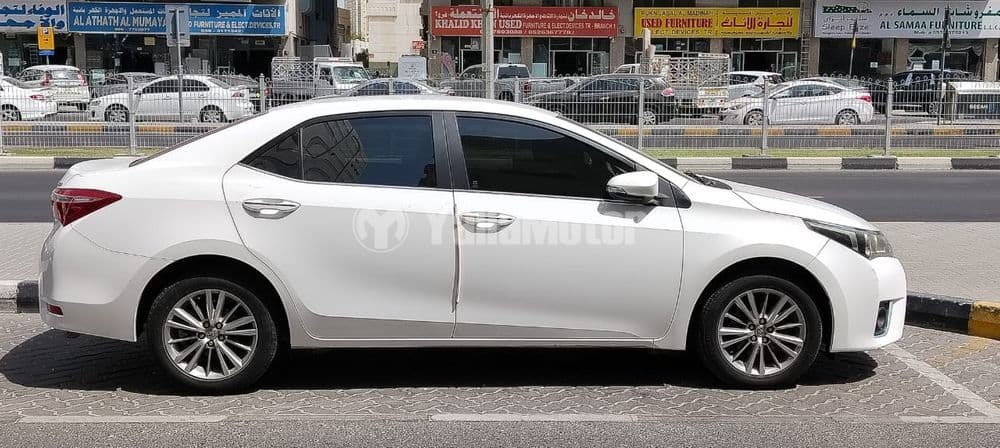 Used Toyota Corolla 2.0 L SE Plus 2015