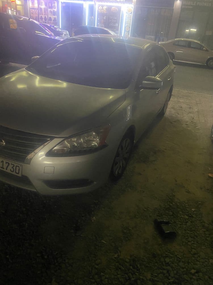 نيسان سنترا 1.8L Sedan 2015 مستعملة