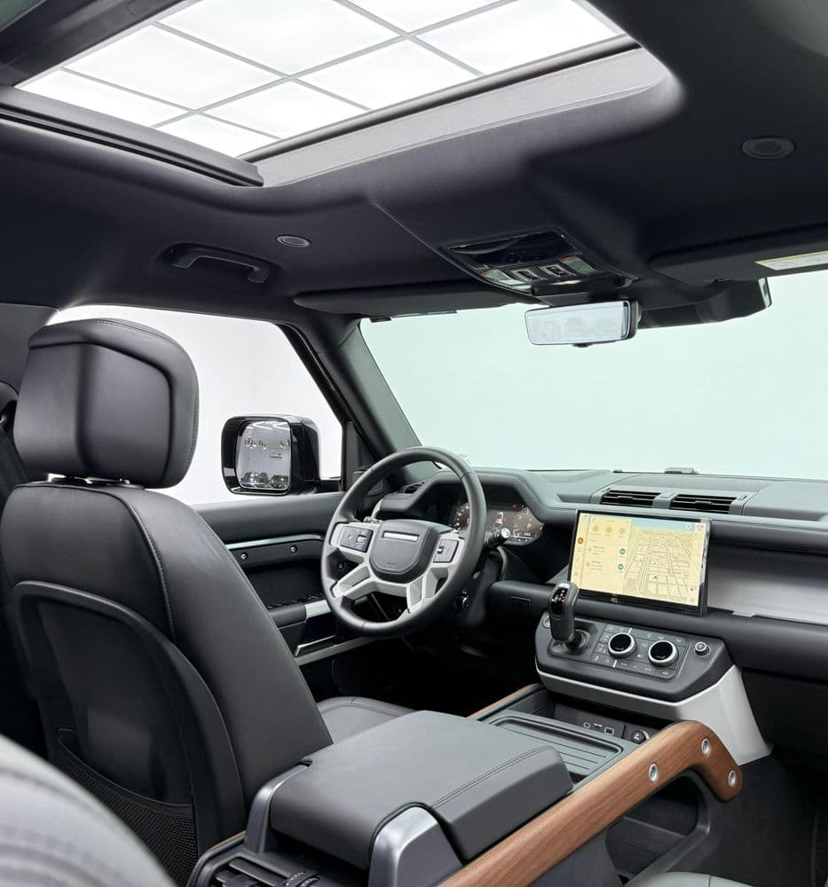 Used Land Rover Defender 110 HSE (P400) 2024