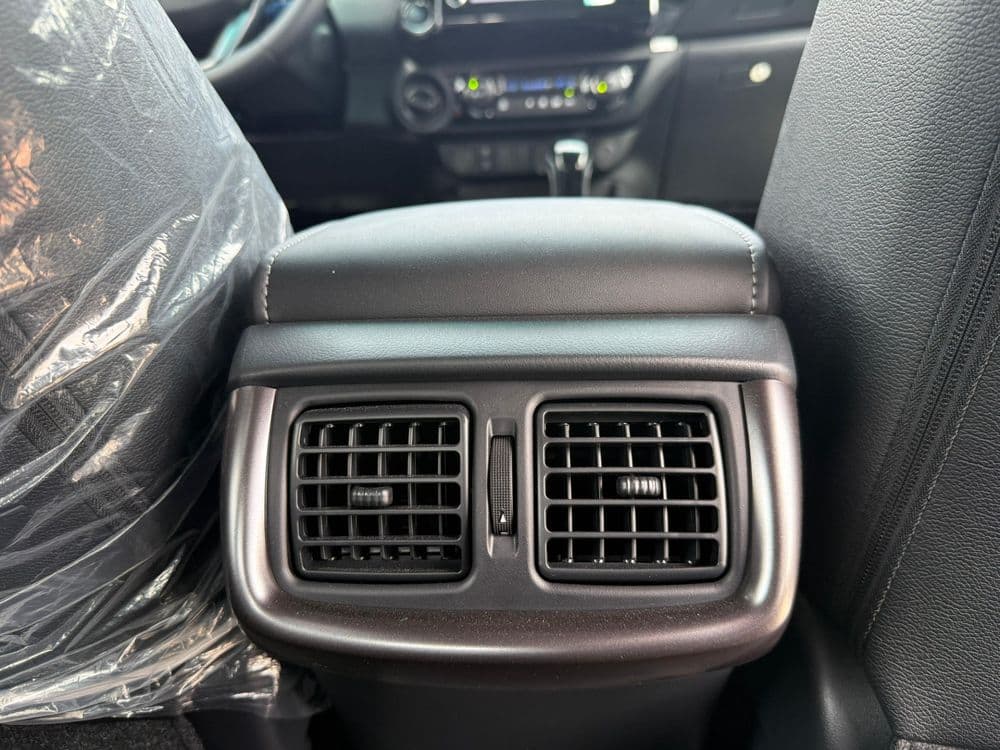 الجديد تويوتا هيلوكس 2025