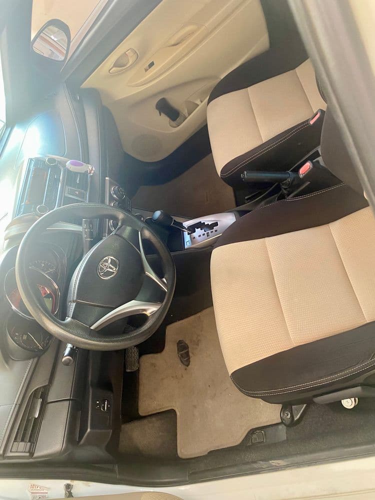 مستعملة تويوتا يارس هاتشباك 1.3L SE 2015