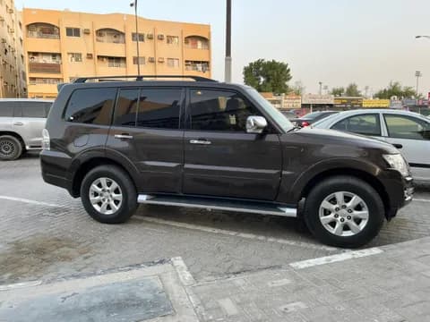 Used Mitsubishi Pajero 3.5L 5 Door Full 2017 Used Mitsubishi Pajero 3.5L 5 Door Full 2017 for sale