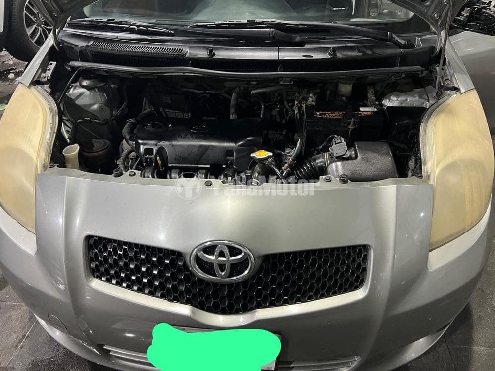 Used Toyota Yaris 1.3L SE (Hatchback) 2006