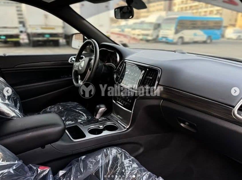 مستعملة جيب جيب جراند شيروكي لاريدو 2021