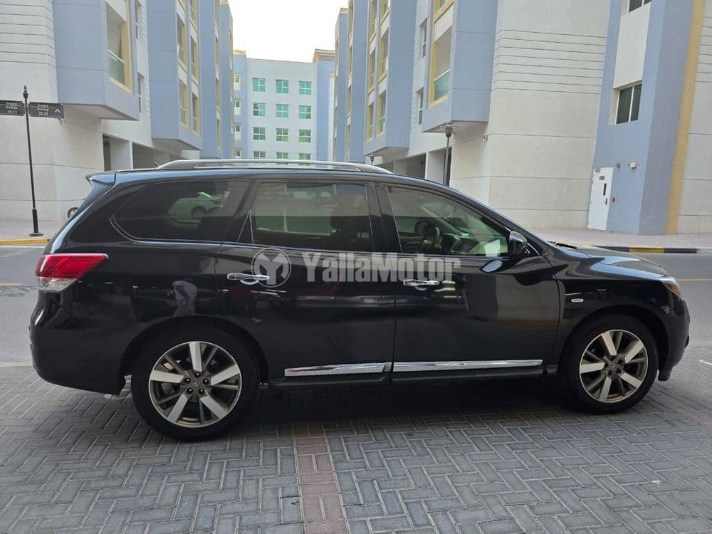 Used Nissan Pathfinder 3.5L SV 4WD 2014