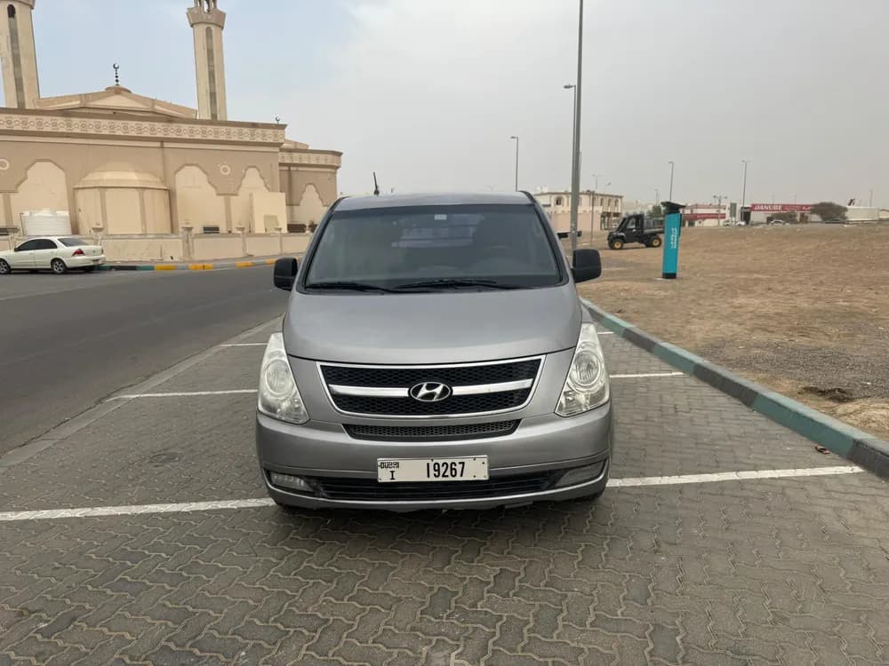 Used Hyundai H1 3-Seater Cargo Van 2011