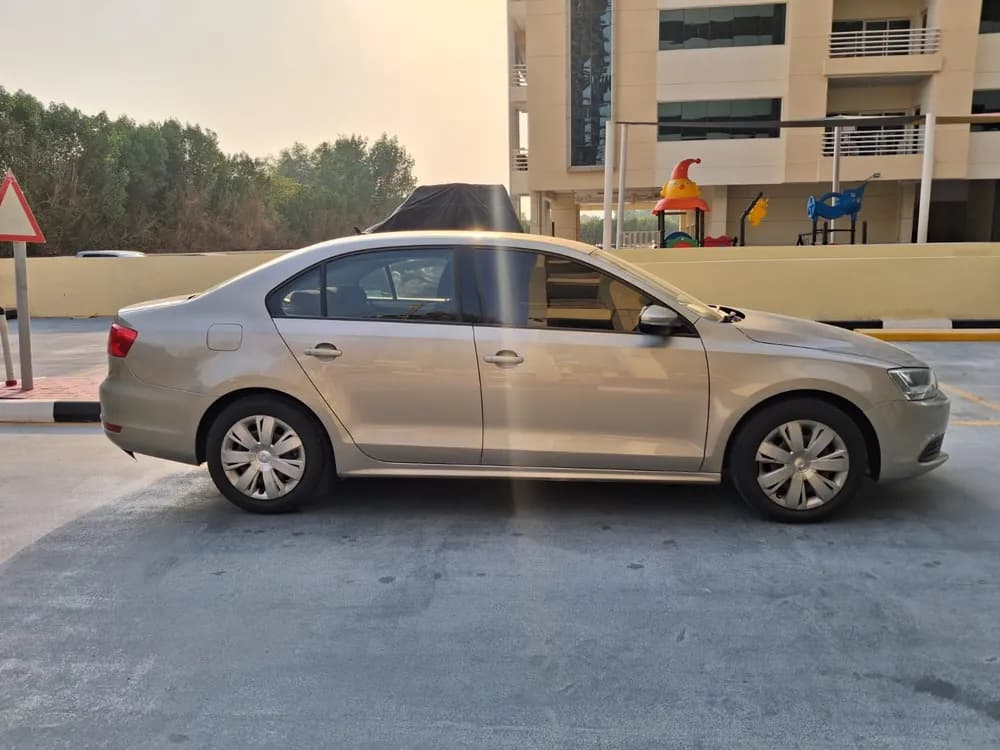 Used Volkswagen Jetta 2.0L Sedan 2015