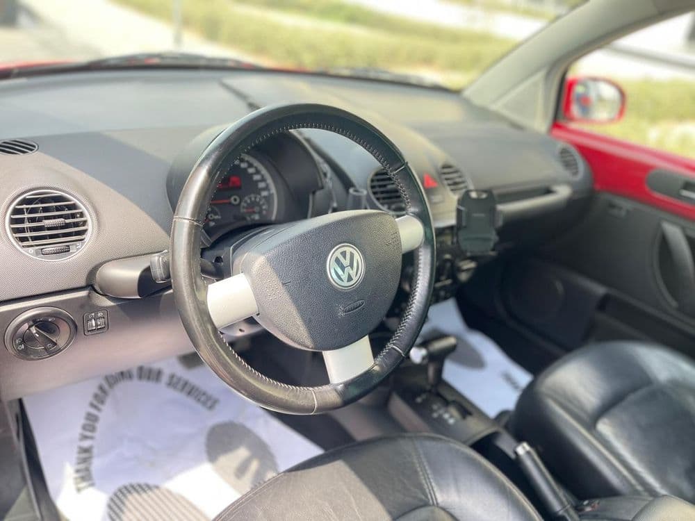 Used Volkswagen Beetle S 2009