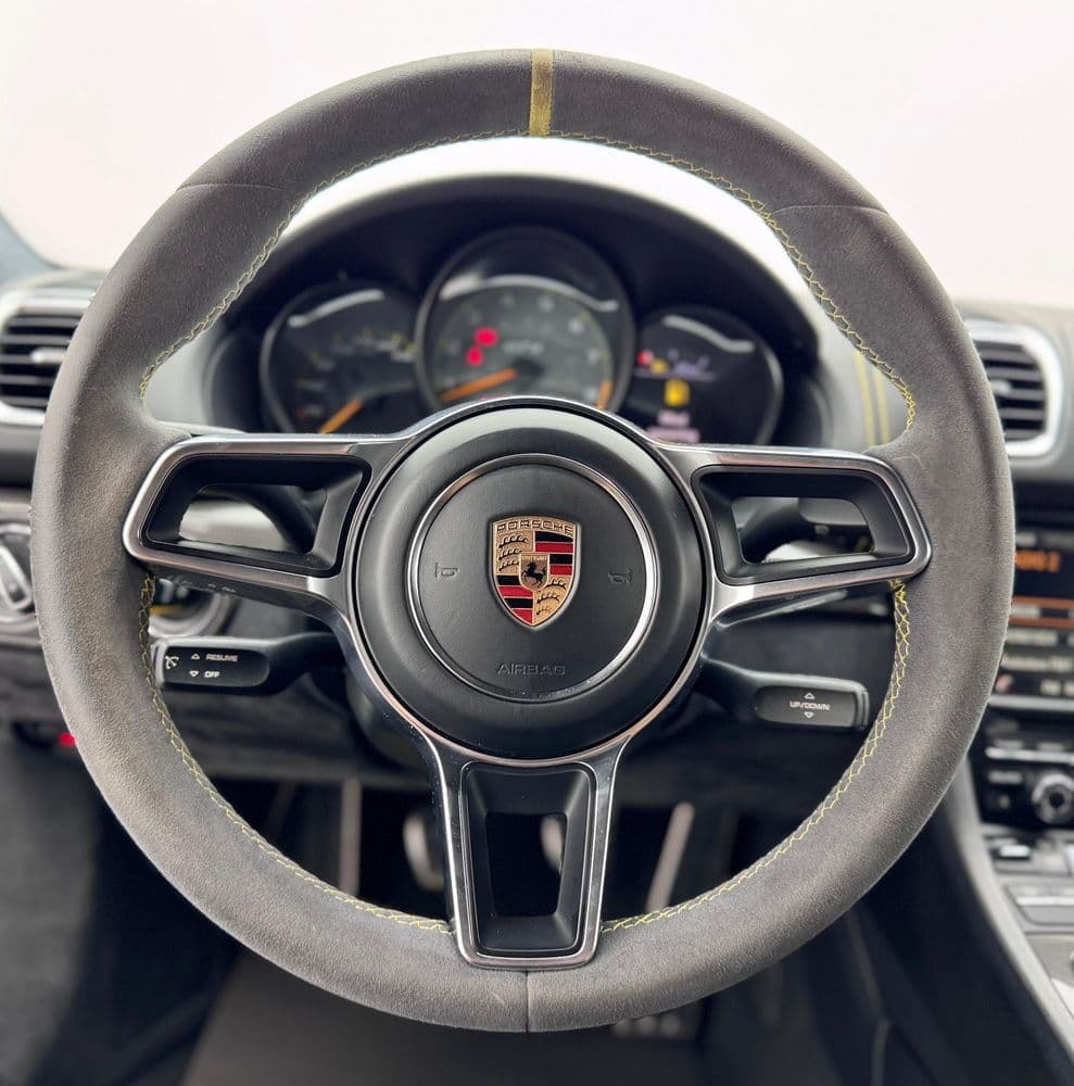 Used Porsche Cayman GT4 M/T 2016