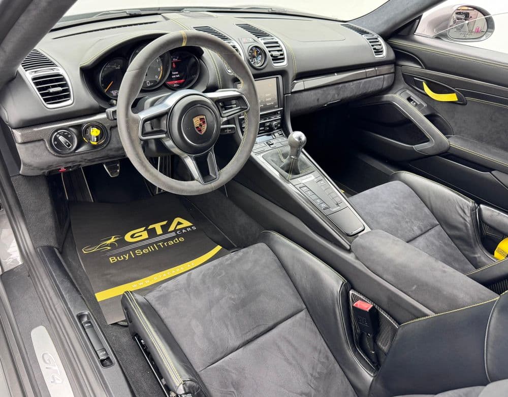 Used Porsche Cayman GT4 M/T 2016