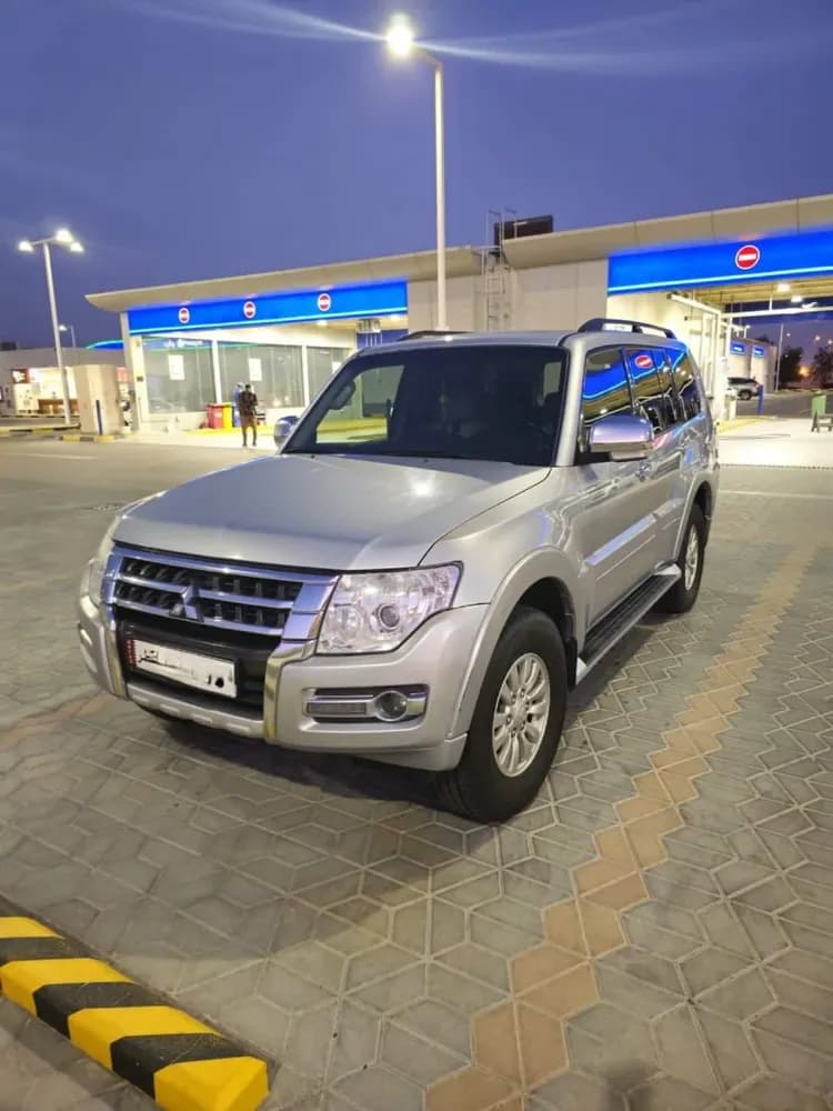 Used Mitsubishi Pajero GLS V6 2015