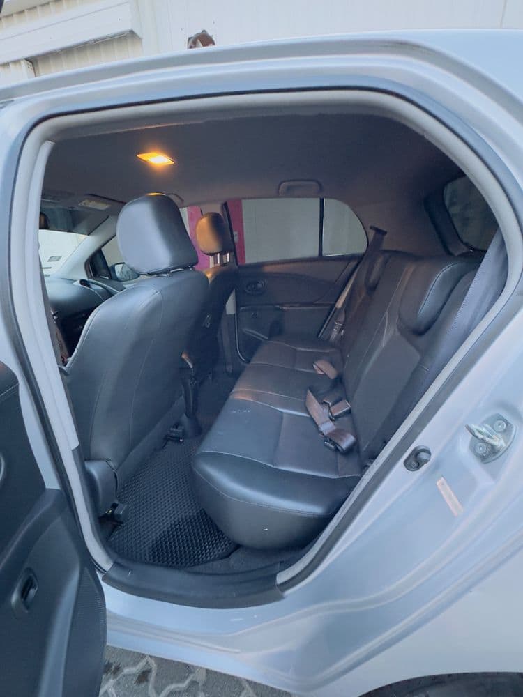 تويوتا يارس هاتشباك Hatchback 2012 مستعملة