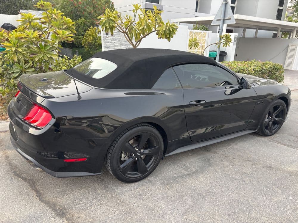 فورد موستانج المكشوفة في8 5.0L 2021 مستعملة