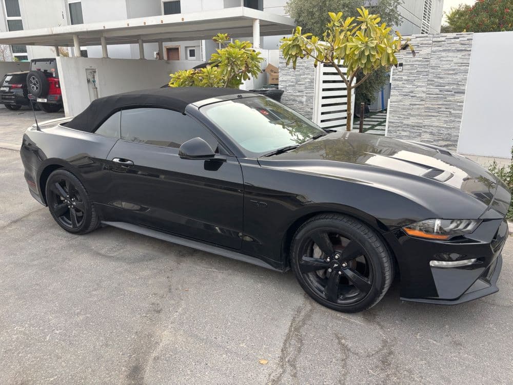 فورد موستانج المكشوفة في8 5.0L 2021 مستعملة